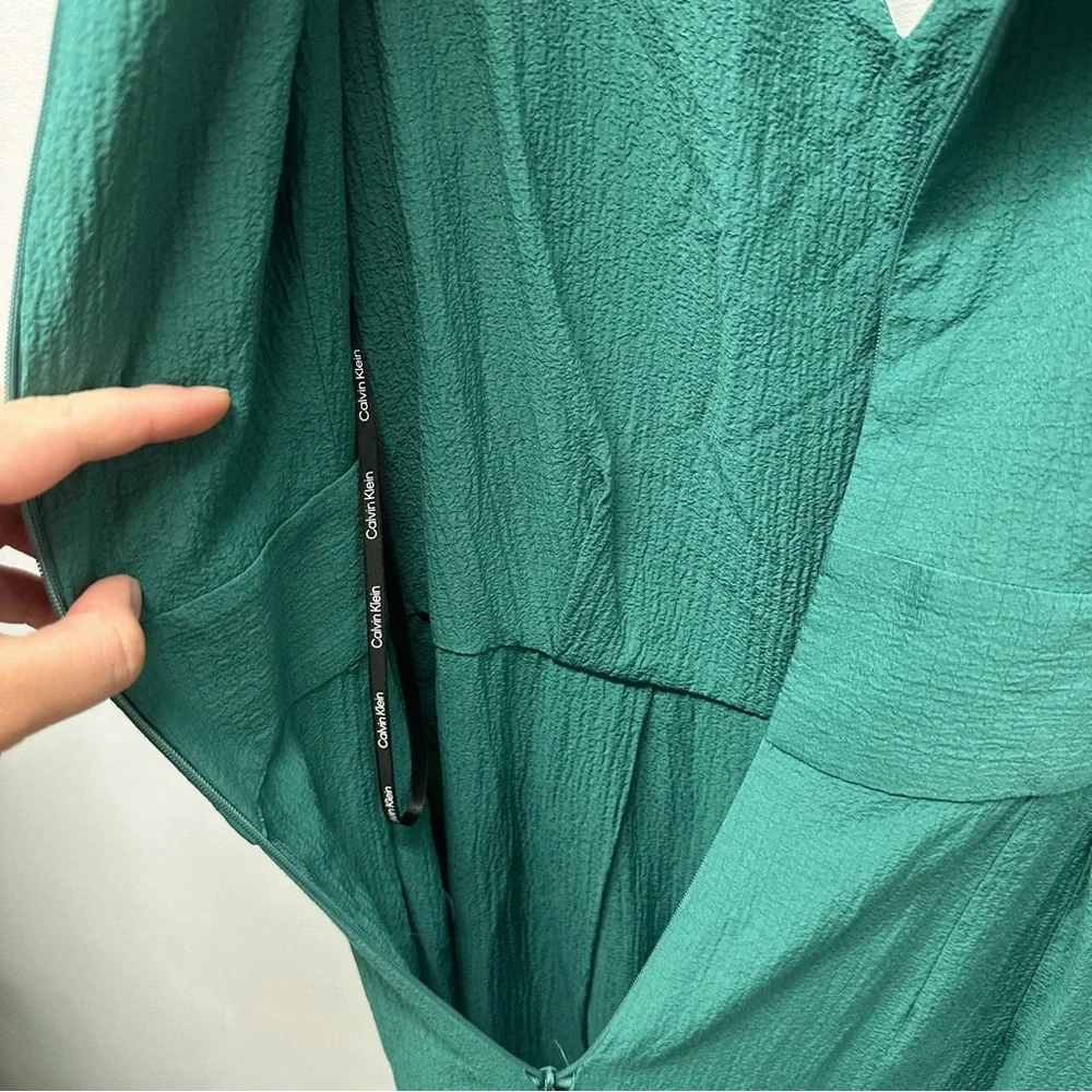 Calvin Klein Sleeveless Wide Leg Jumpsuit | Green, V-Neck, Tie belt, Crepe Sz 14 - Picture 13 of 16